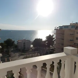 Coastline Apartman